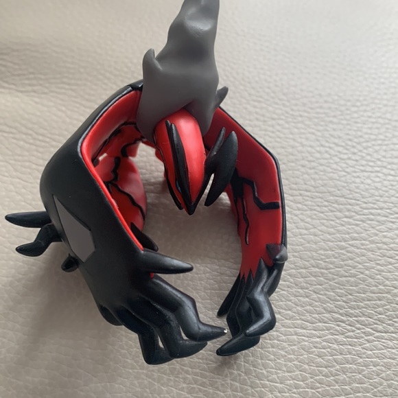 TOMY Nintendo Pokemon Yveltal 2013 XY Legendary PVC Figure 4" - Picture 3 of 6